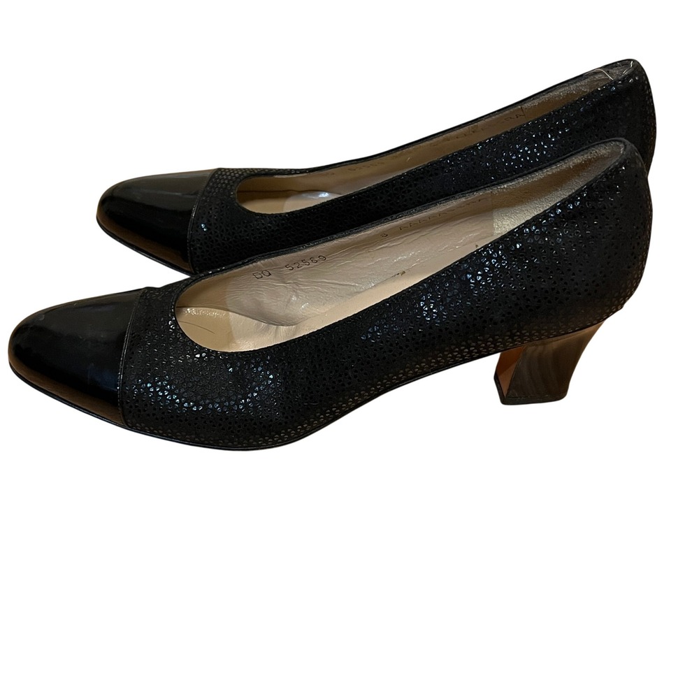 Vintage 90s Salvatore Ferragamo Black Patent Cap Toe Block Heel Pumps 8 AAAA
